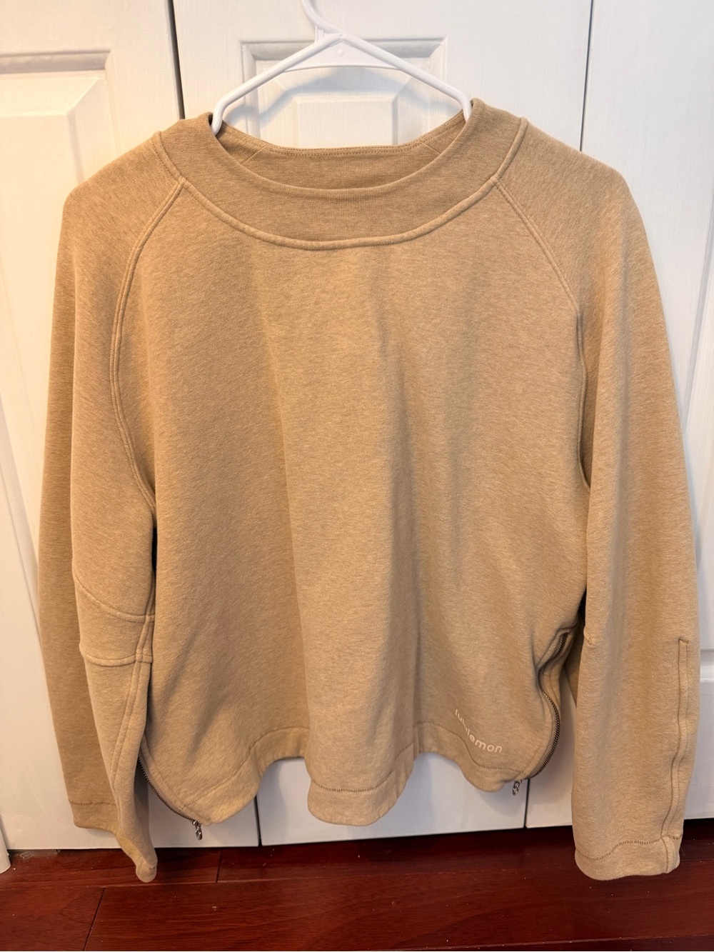 lululemon athletica Beige Crewneck Pullover Sweatshirt